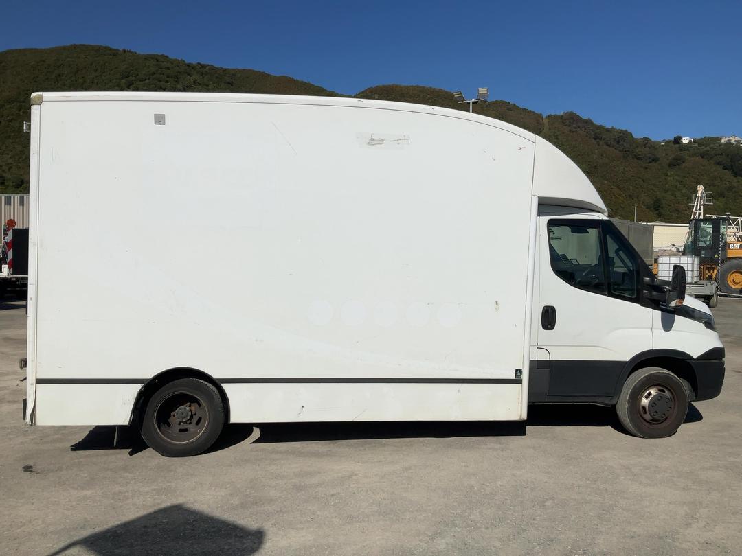 Photo '4' of Iveco Daily 50C17 CB-CH MY14<1 Van