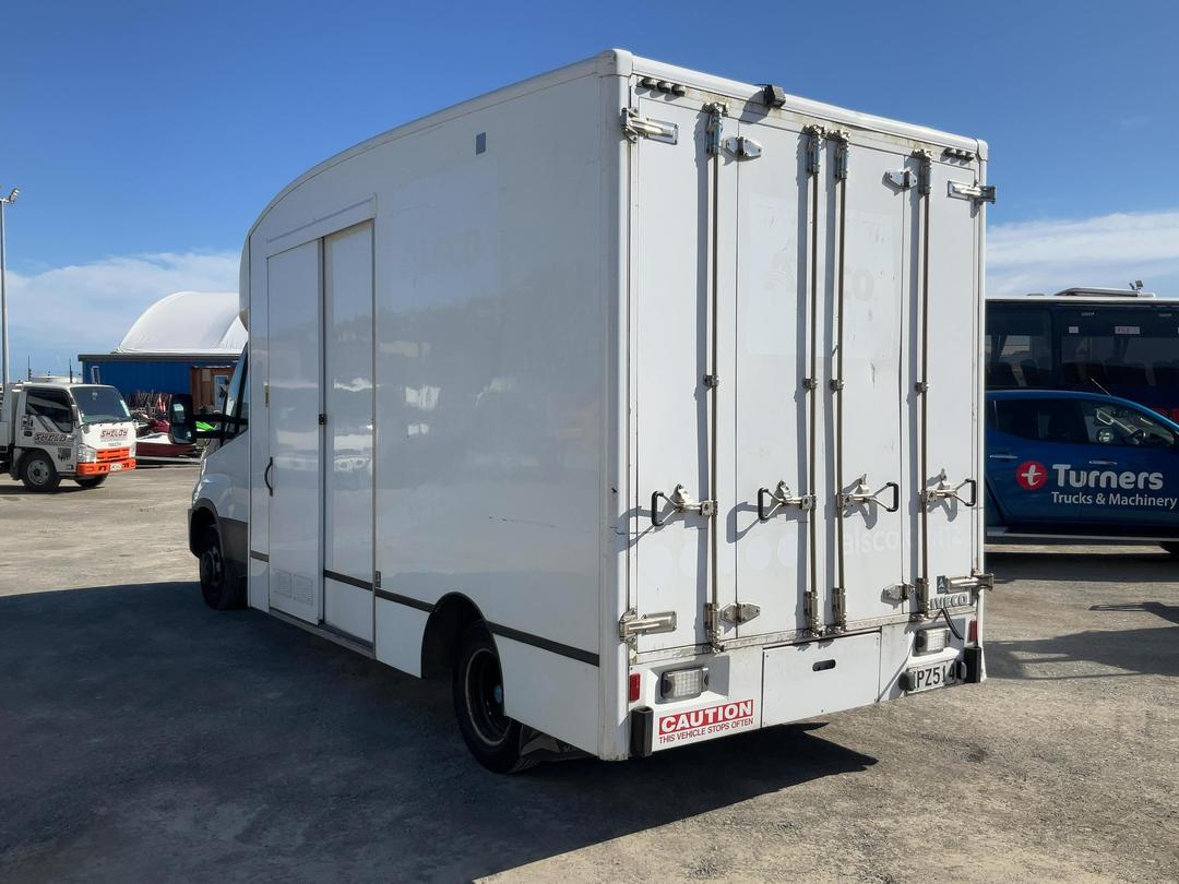 Photo '8' of Iveco Daily 50C17 CB-CH MY14<1 Van