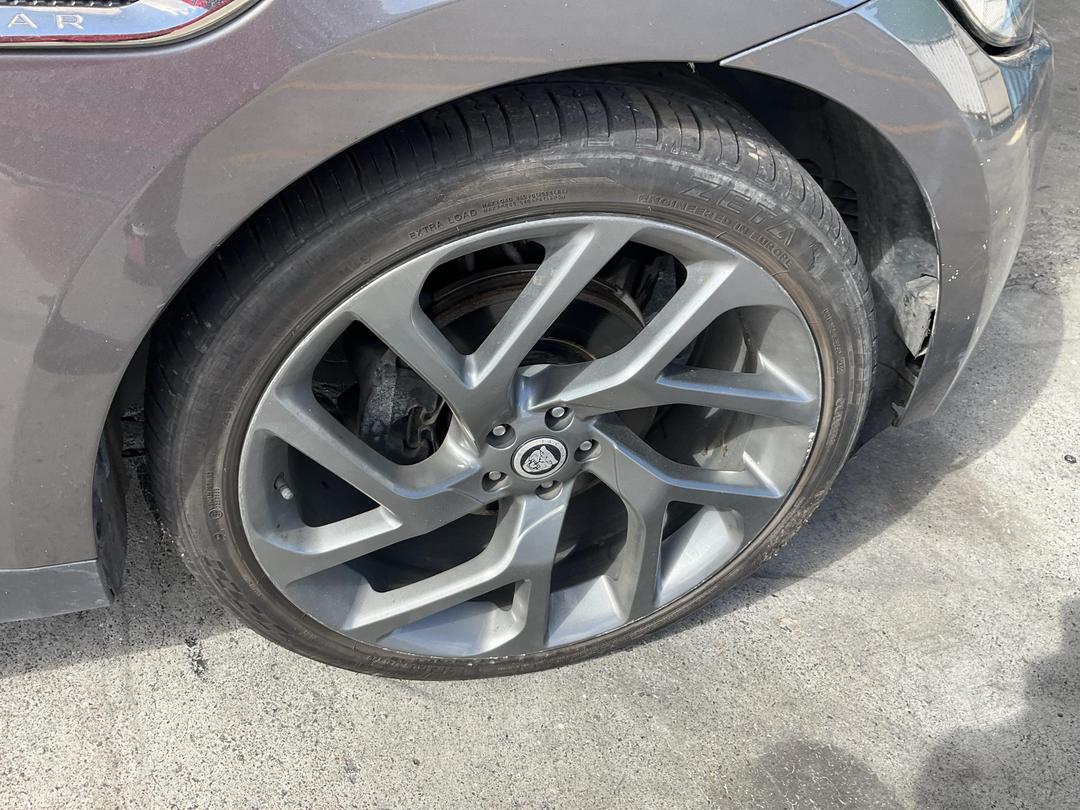 Photo '10' of Jaguar F-Pace