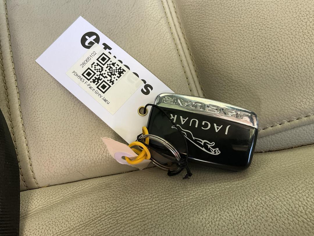 Photo '21' of Jaguar F-Pace