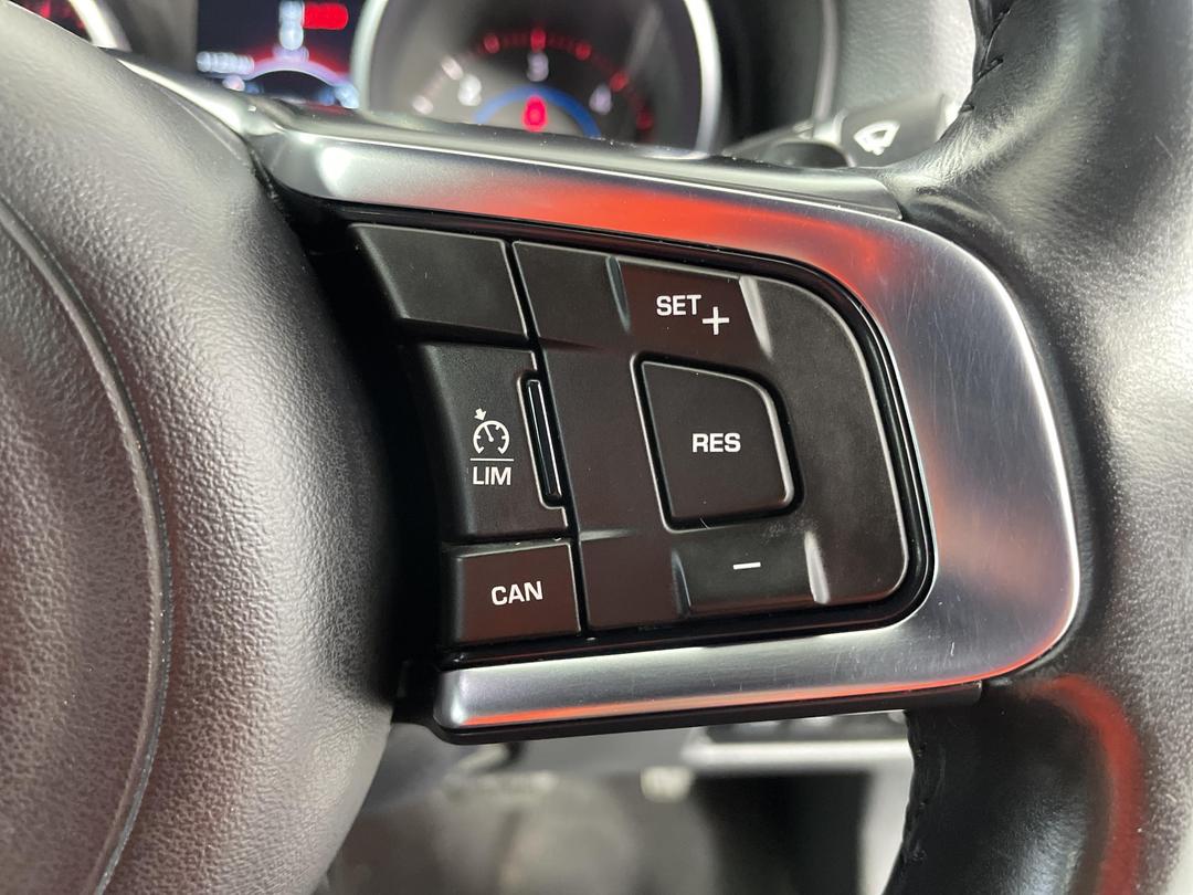 Photo '26' of Jaguar XF