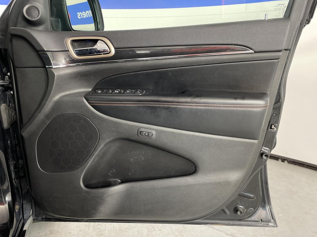 Photo '15' of Jeep Grand Cherokee