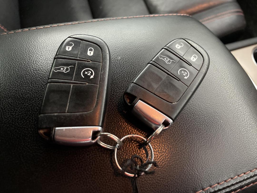 Photo '22' of Jeep Grand Cherokee