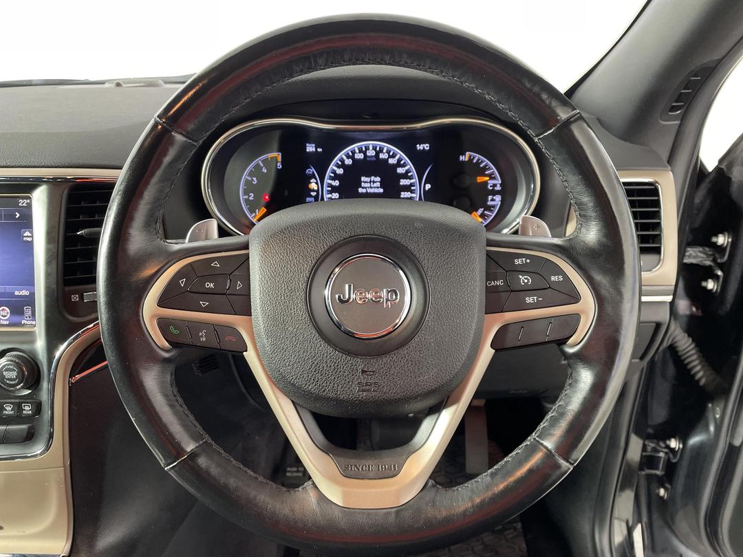 Photo '30' of Jeep Grand Cherokee