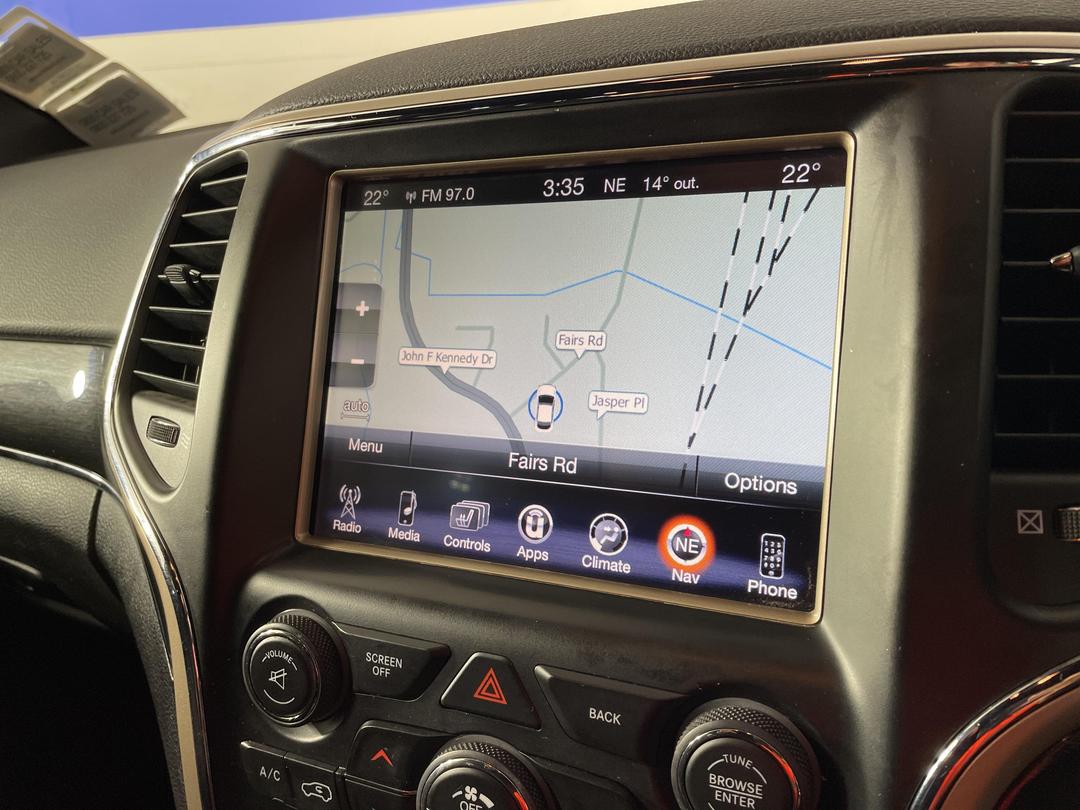 Photo '33' of Jeep Grand Cherokee