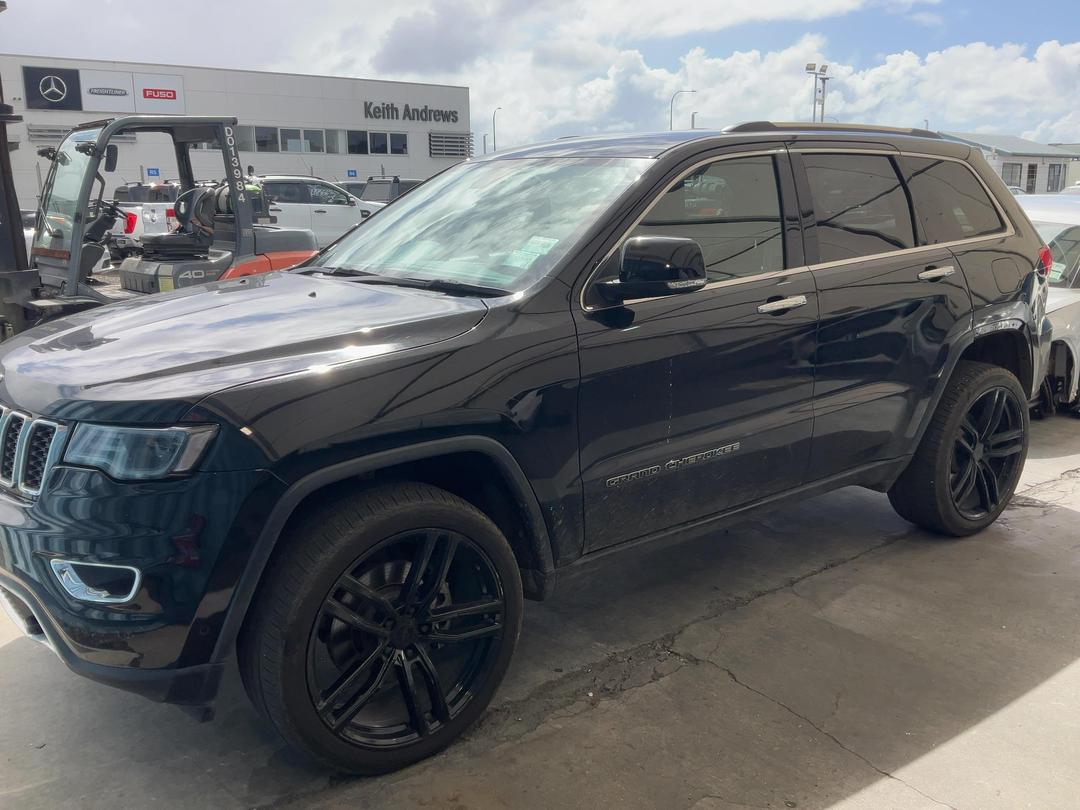 Photo '3' of Jeep Grand Cherokee Limited Photo '3' of Jeep Grand Cherokee Limited
