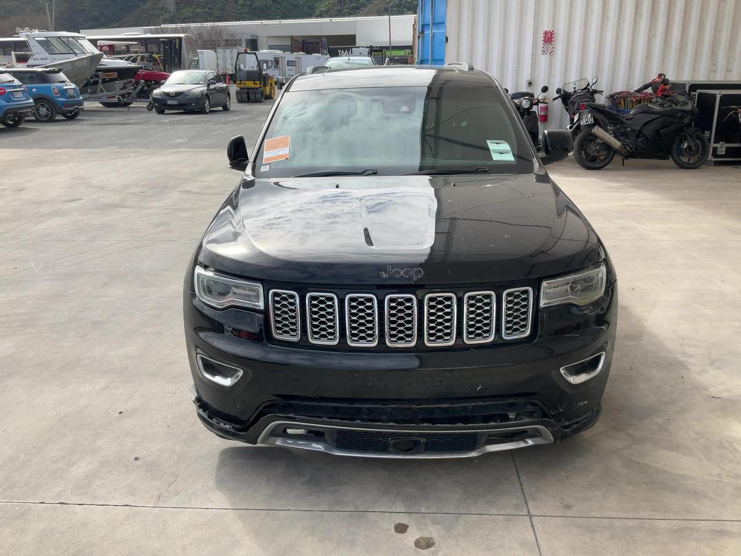 Photo '2' of Jeep Grand Cherokee Overland Photo '2' of Jeep Grand Cherokee Overland
