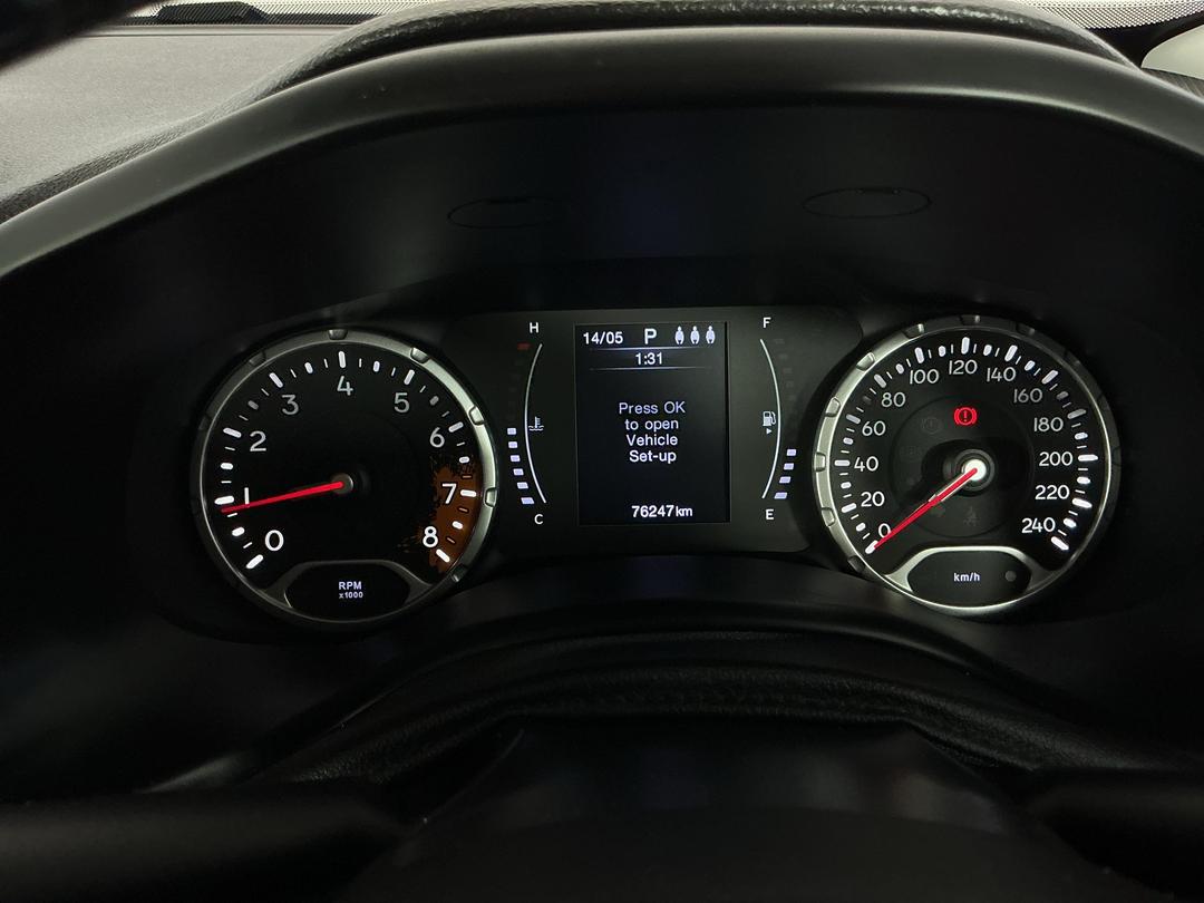 Photo '21' of Jeep Renegade