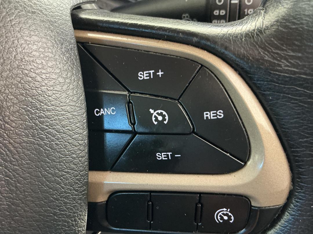 Photo '25' of Jeep Renegade