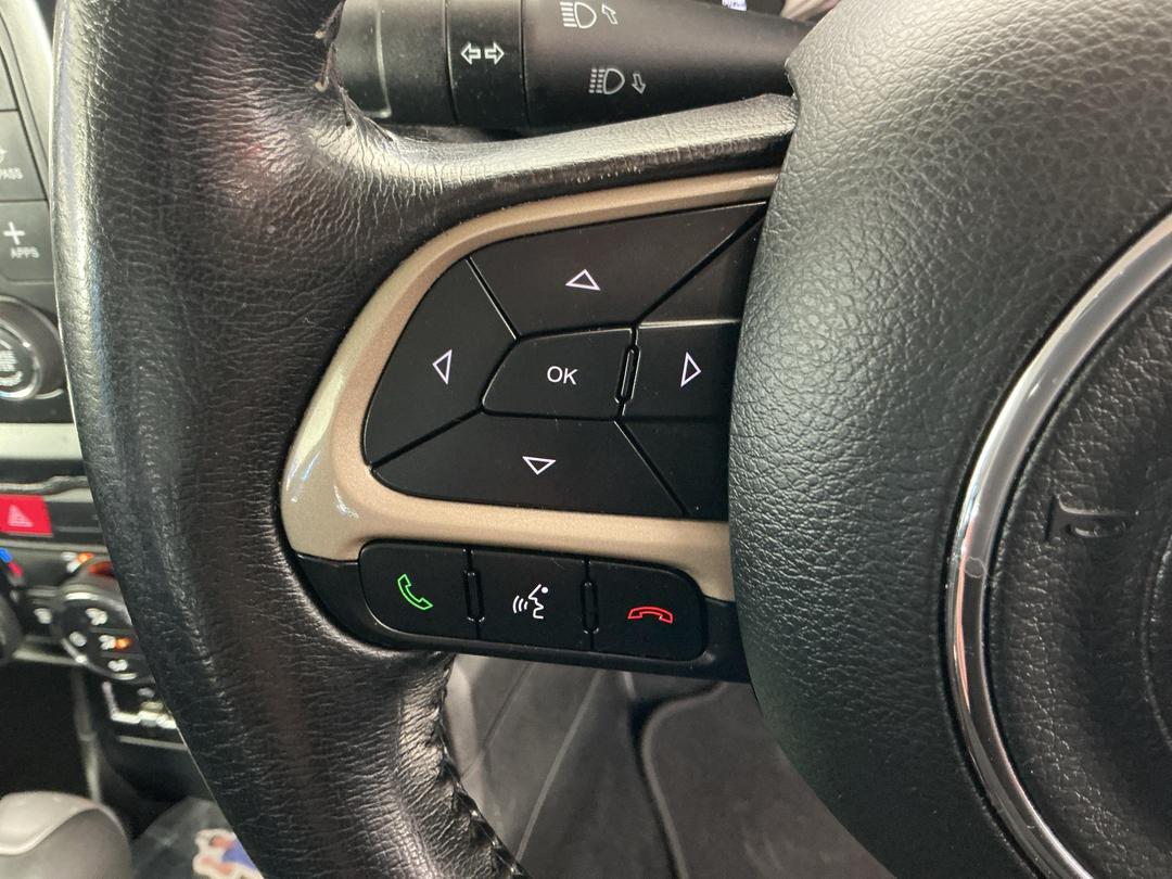 Photo '26' of Jeep Renegade