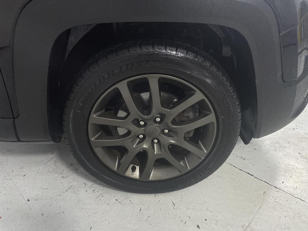 Photo '9' of Jeep Renegade