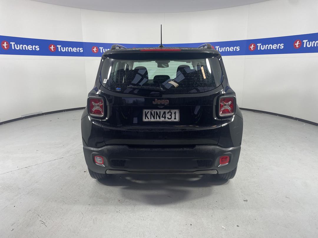 Photo '6' of Jeep Renegade