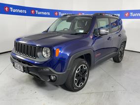 Photo '4' of Jeep Renegade