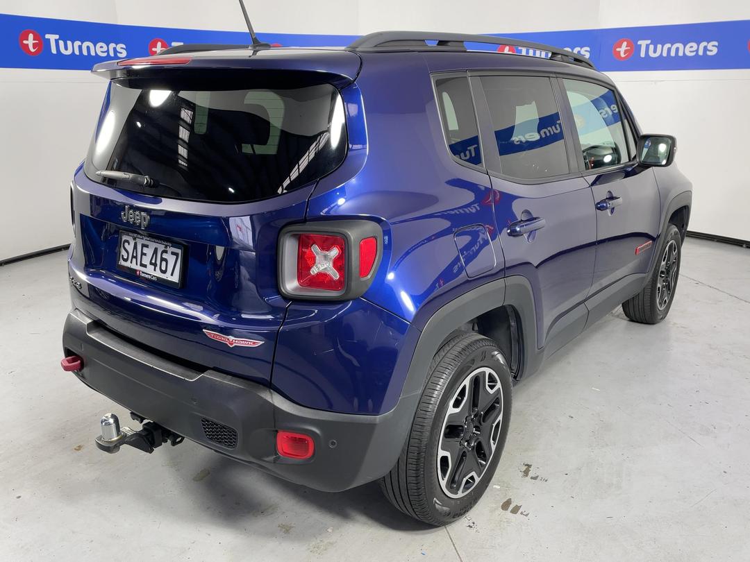 Photo '7' of Jeep Renegade