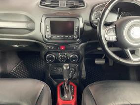 Photo '18' of Jeep Renegade