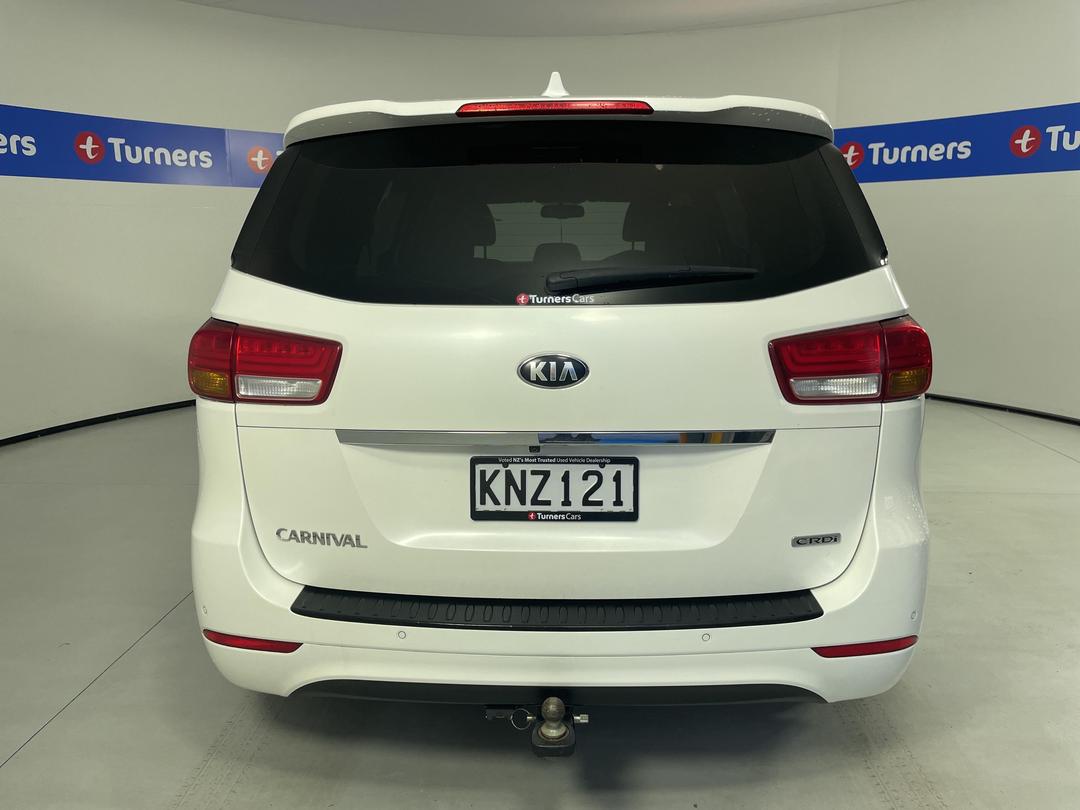 Photo '6' of KIA Carnival