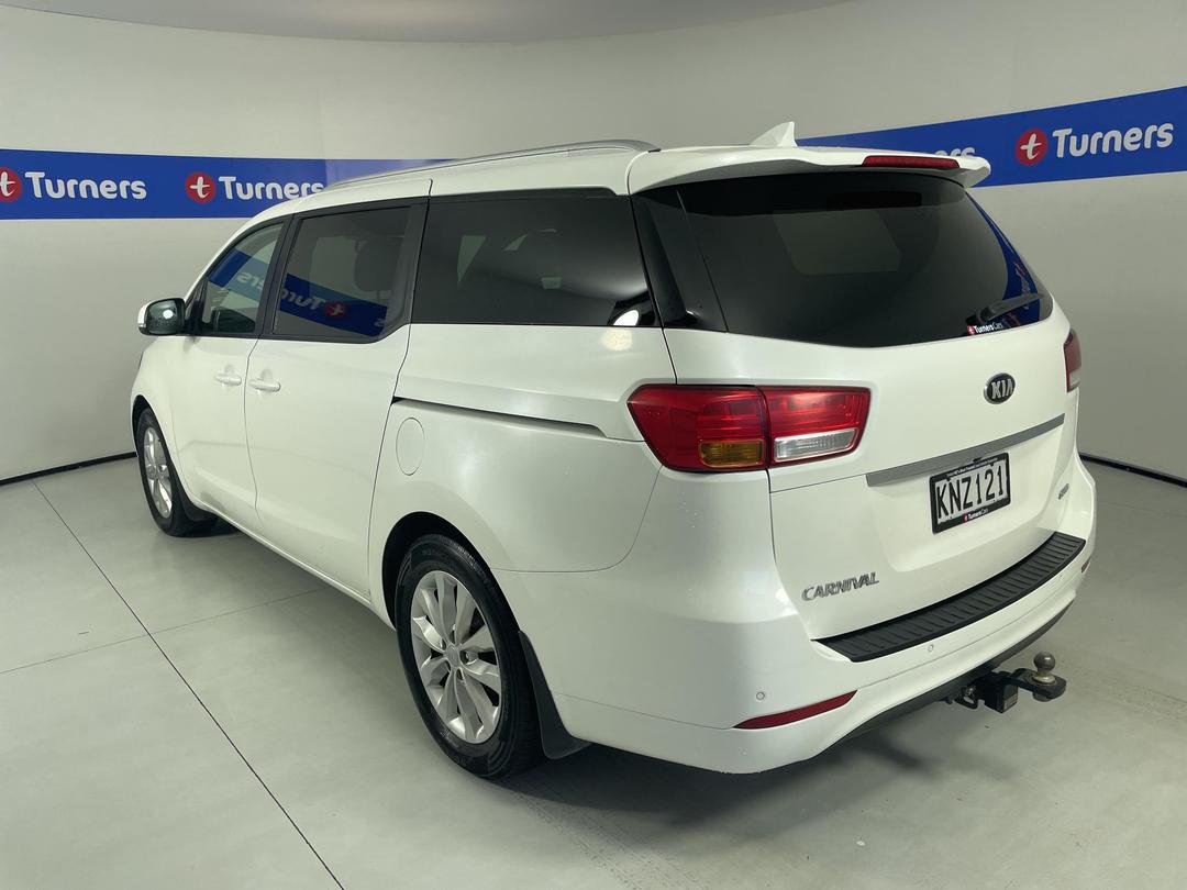 Photo '5' of KIA Carnival