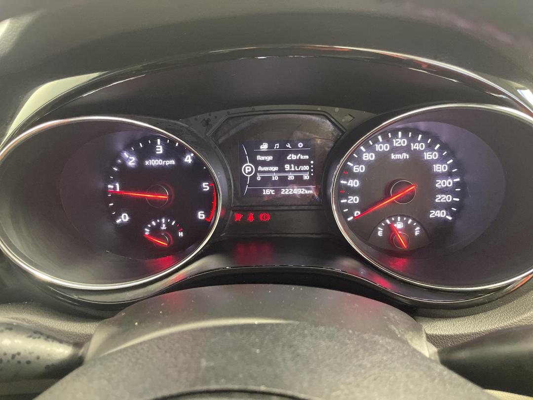 Photo '20' of KIA Carnival