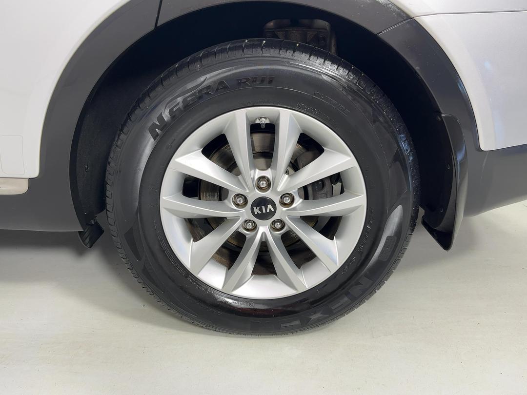 Photo '11' of KIA Sorento