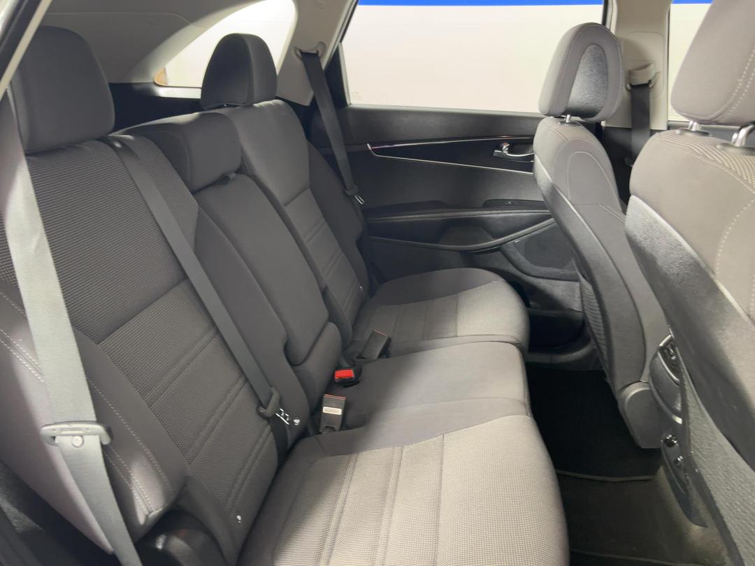 Photo '20' of KIA Sorento