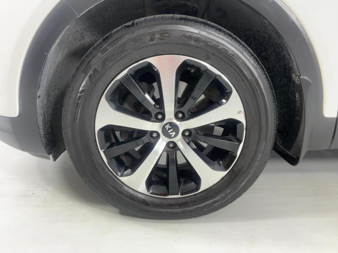 Photo '10' of KIA Sorento