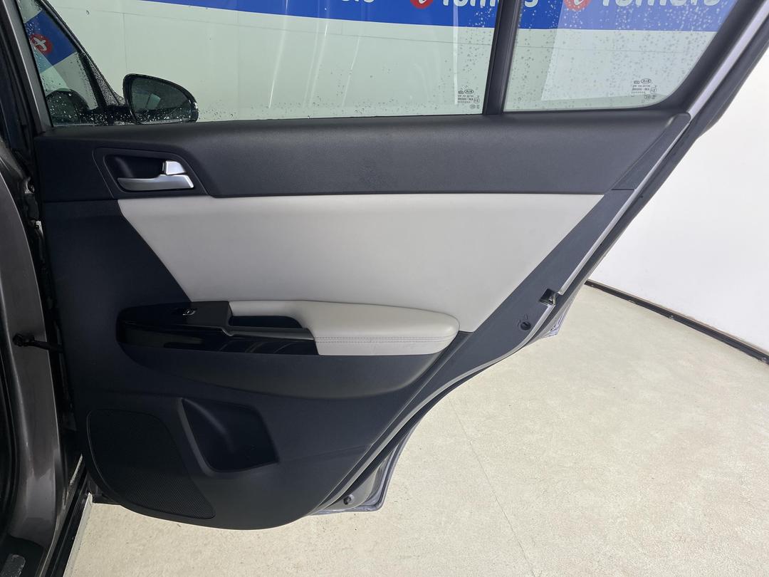 Photo '19' of KIA Sportage