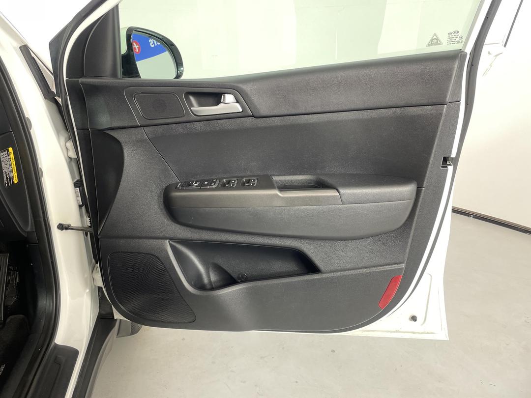 Photo '15' of KIA Sportage