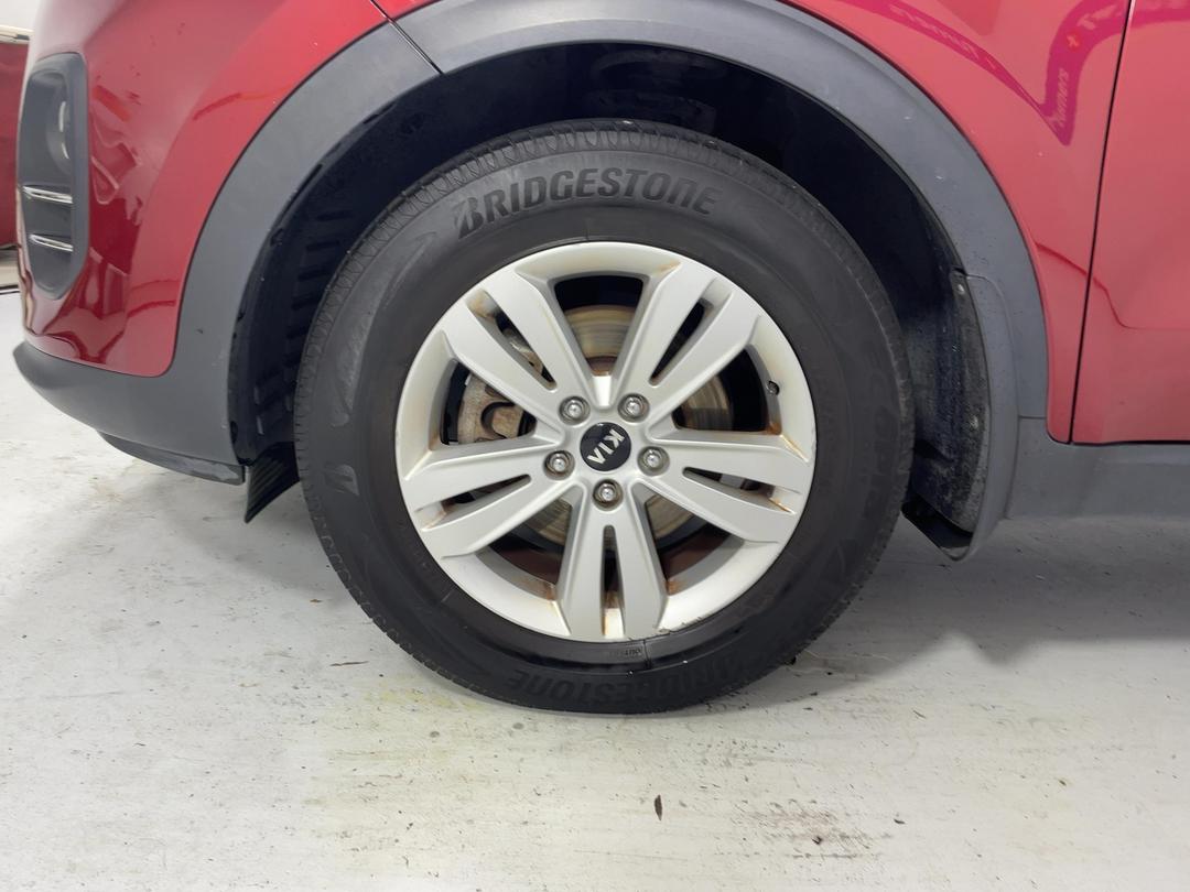 Photo '10' of KIA Sportage