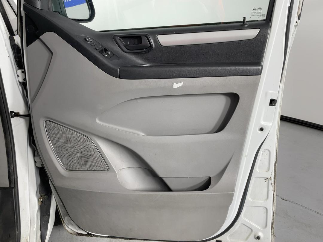 Photo '15' of LDV G10