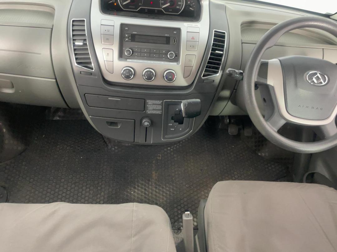 Photo '18' of LDV V80