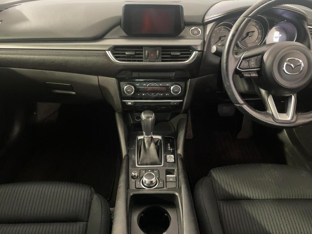 Photo '18' of Mazda Atenza