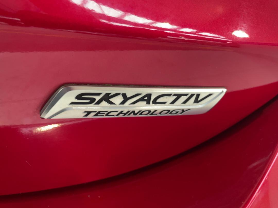 Photo '37' of Mazda Atenza