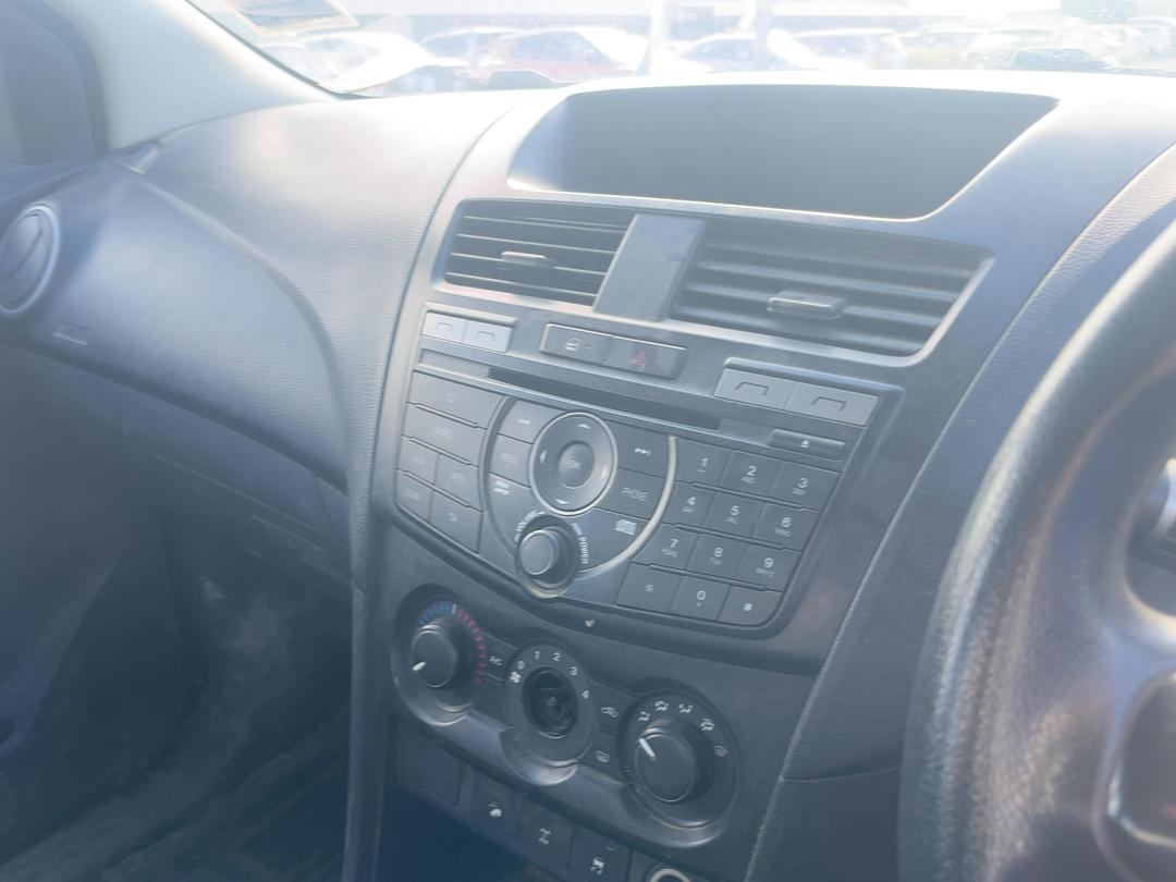 Photo '9' of Mazda Bt-50 GLX D/C W/S 3.2D/4WD Van
