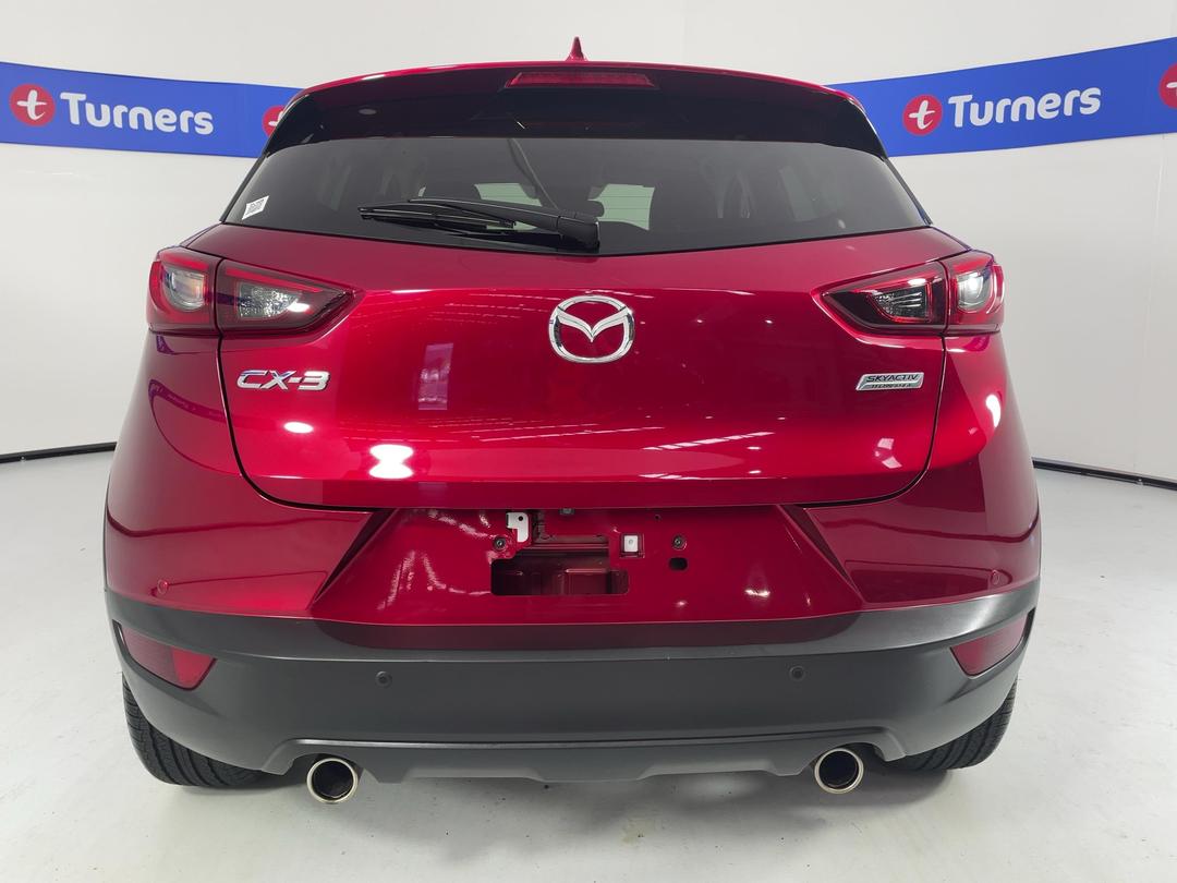 Photo '6' of Mazda CX-3