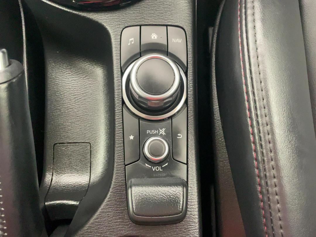 Photo '23' of Mazda CX-3