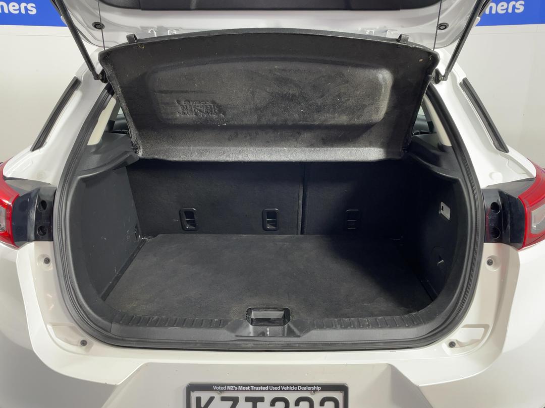 Photo '14' of Mazda CX-3
