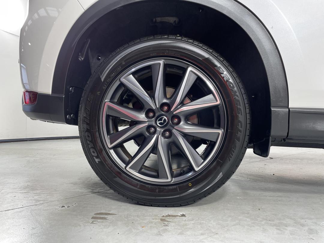 Photo '12' of Mazda CX-5