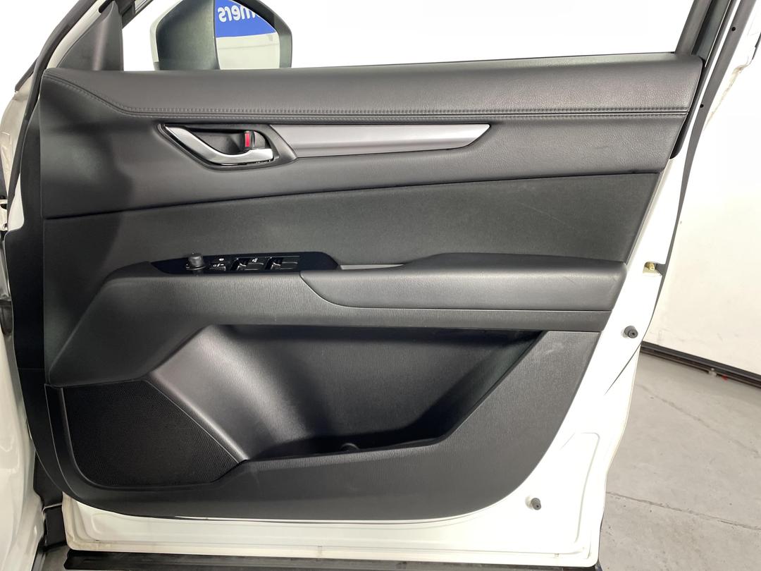 Photo '15' of Mazda CX-5