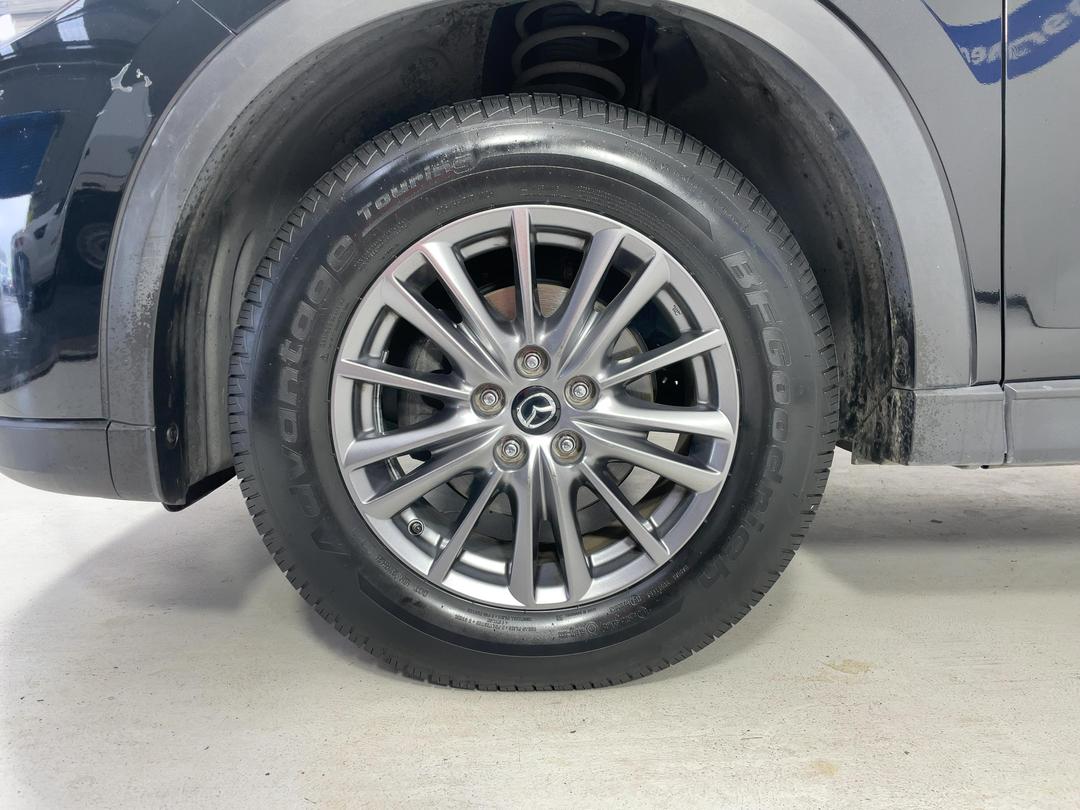 Photo '10' of Mazda CX-5