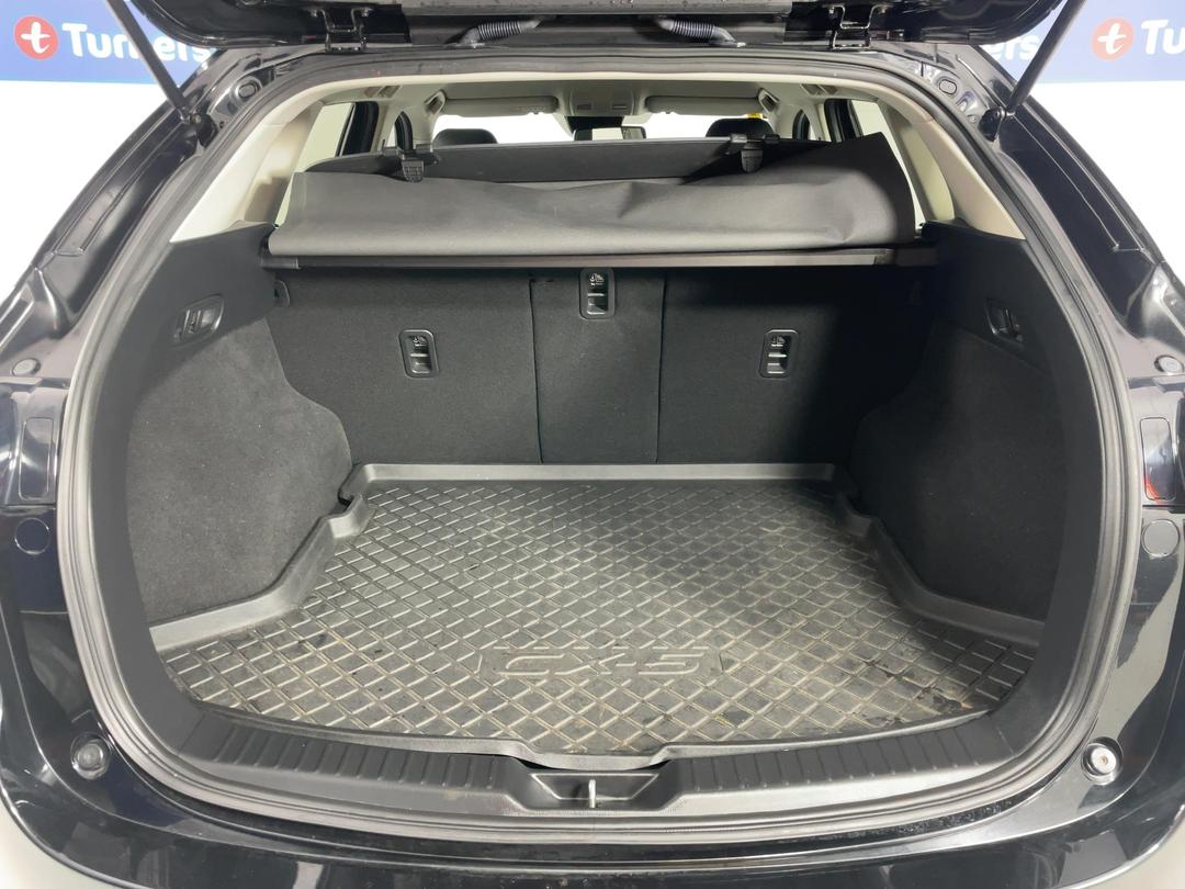 Photo '14' of Mazda CX-5