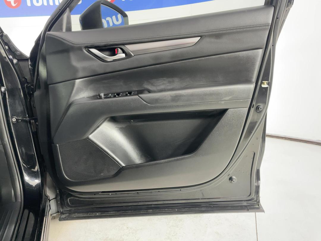 Photo '15' of Mazda CX-5