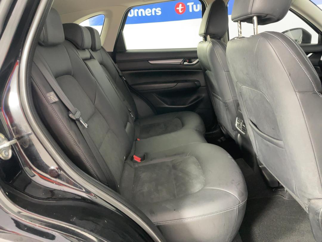 Photo '20' of Mazda CX-5