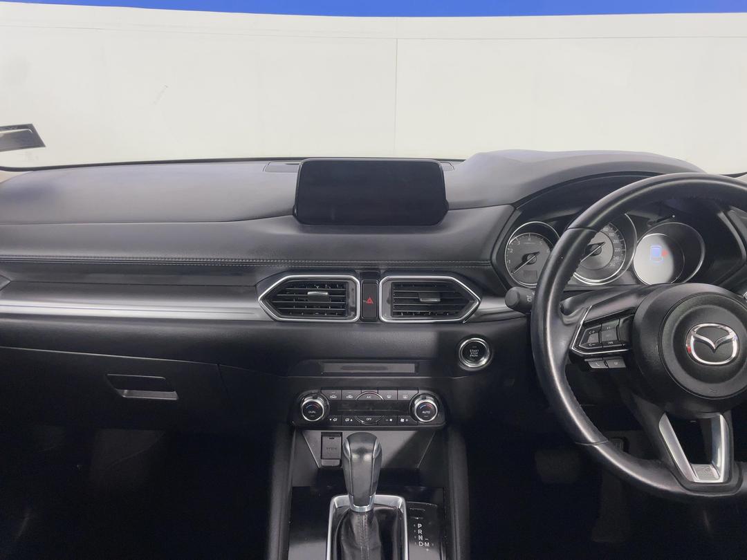 Photo '17' of Mazda CX-5