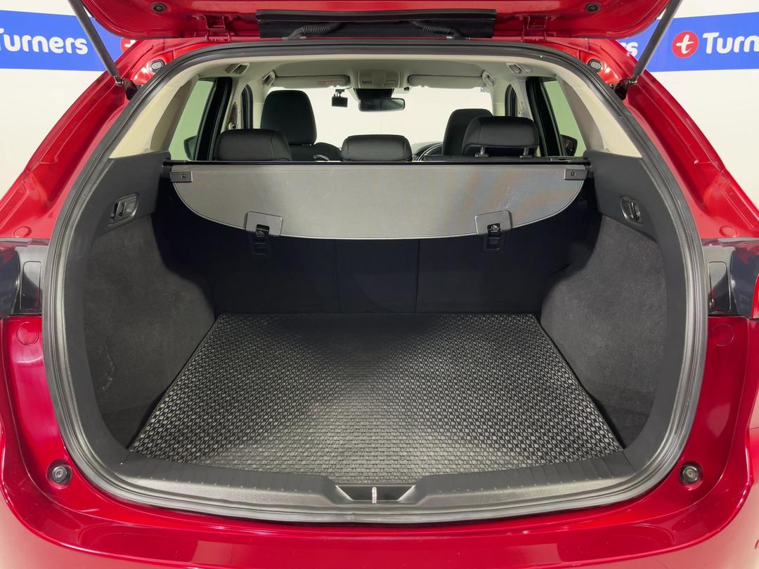 Photo '14' of Mazda CX-5