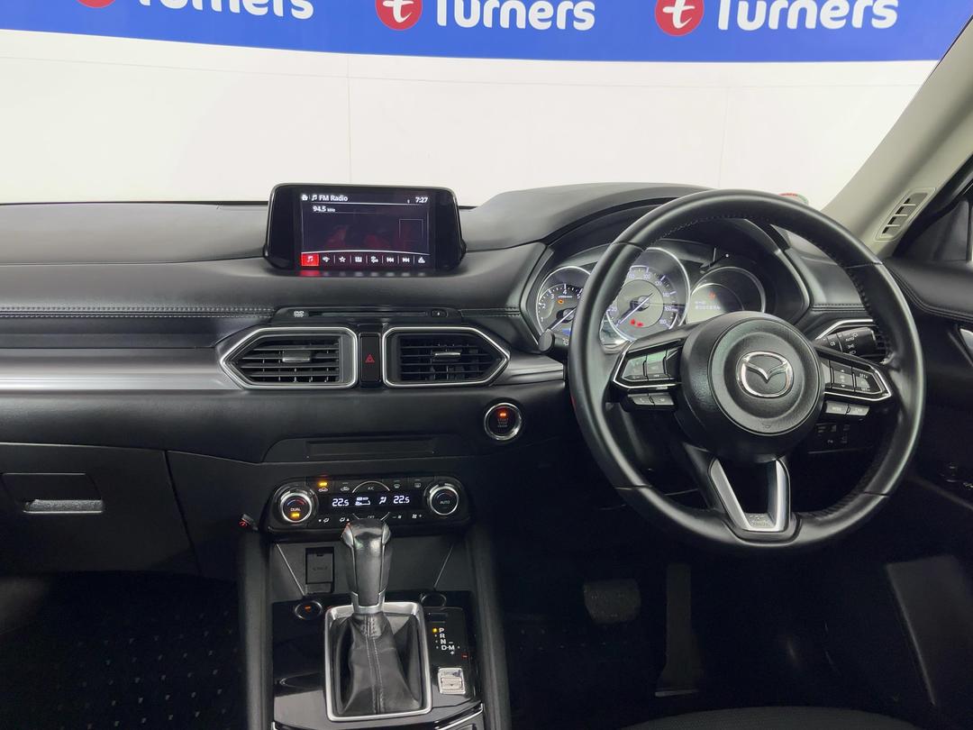 Photo '17' of Mazda CX-5