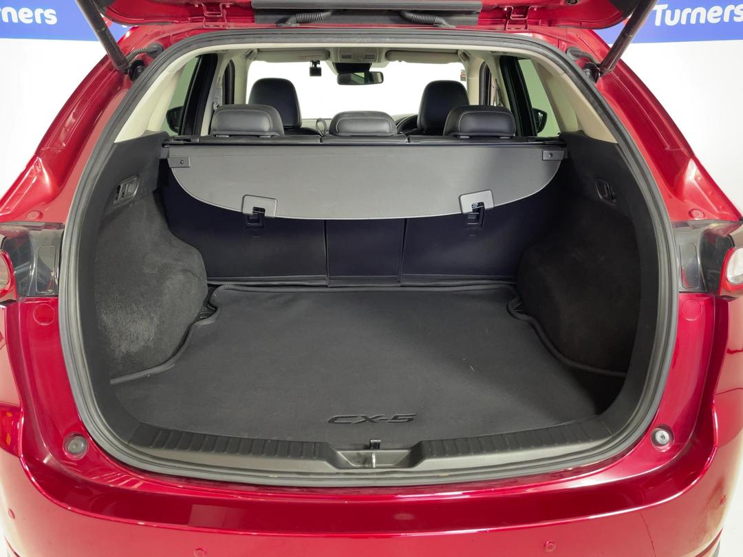 Photo '14' of Mazda CX-5