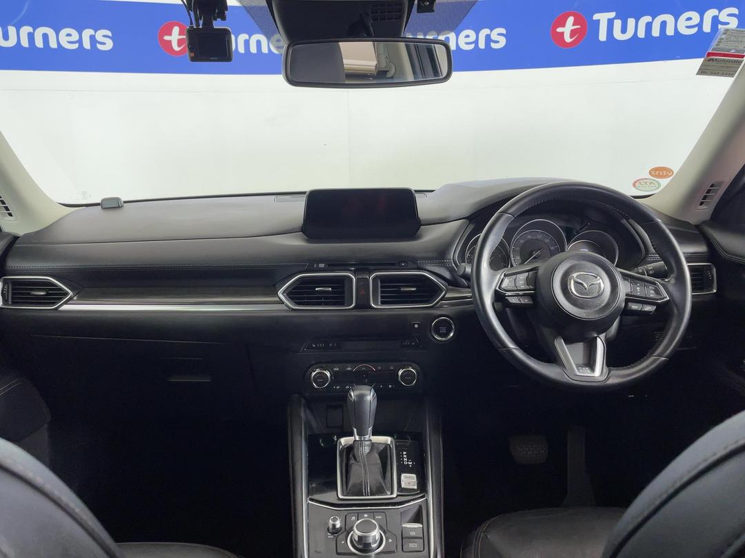Photo '17' of Mazda CX-5