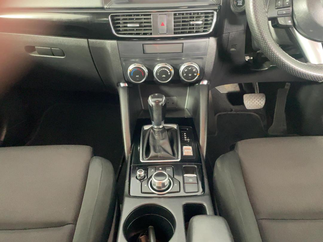 Photo '18' of Mazda CX-5