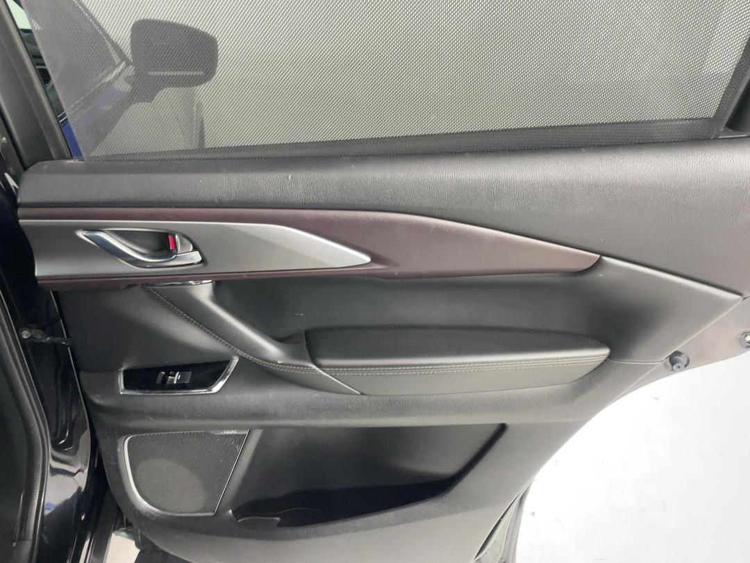 Photo '17' of Mazda CX-9 LTD