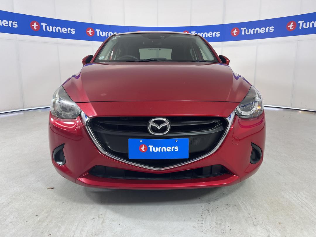 Photo '2' of Mazda Demio